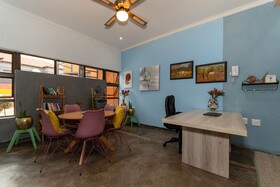 Woodpeckers Guest House
