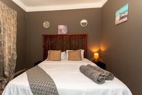 Woodpeckers Guest House