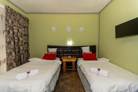 Woodpeckers Guest House