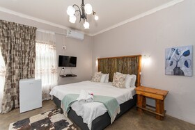 Woodpeckers Guest House
