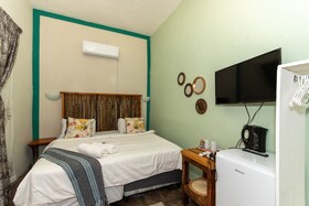 Woodpeckers Guest House