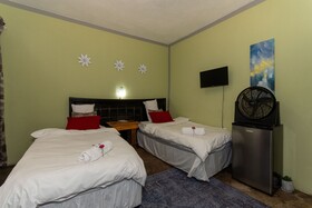 Woodpeckers Guest House