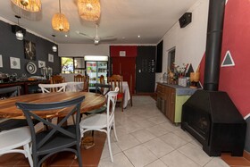 Woodpeckers Guest House