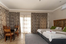 Woodpeckers Guest House