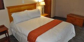 Gooderson DumaZulu Lodge & Traditional Village