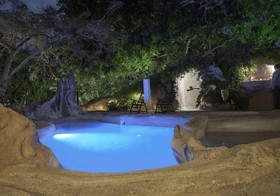 We Bushcamp And Horse Safaris