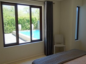 Bushglam Luxury Holiday Home