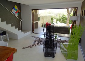 Bushglam Luxury Holiday Home