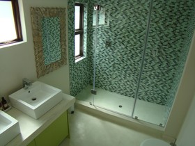 Bushglam Luxury Holiday Home