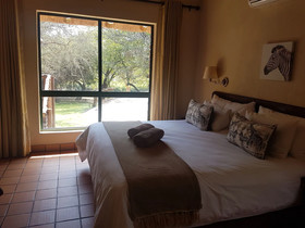 Ekuthuleni River Front Chalets