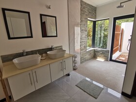 Gem In The Bush Lodge