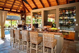 Khaya Ndlovu Safari Manor