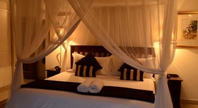 Khaya Ndlovu Safari Manor