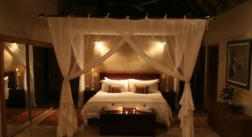Khaya Ndlovu Safari Manor
