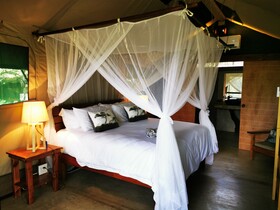 Little Africa Safari Lodge
