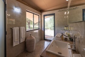 Oase by 7 Star Lodges - Greater Kruger Private 530ha Reserve