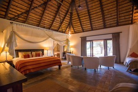 Inyati Game Lodge