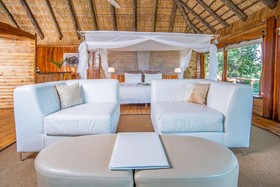 Karongwe River Lodge
