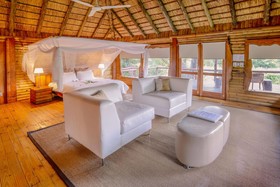 Karongwe River Lodge
