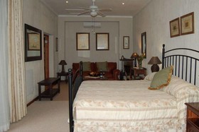 Chestnut Country Lodge