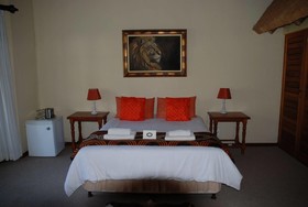 Royal Bakoena Lodge - Hamilton Parks