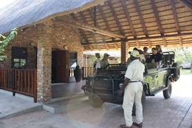 Gomo Gomo Game Lodge
