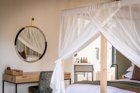 Tulela Safari Lodge
