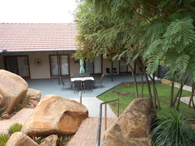Meerkat Manor Guest House