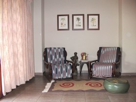 Meerkat Manor Guest House