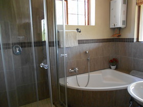 Meerkat Manor Guest House