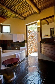 Tau Game Lodge