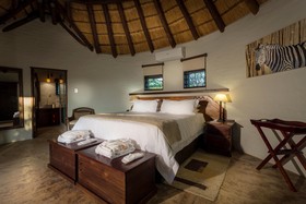 Mopane Bush Lodge