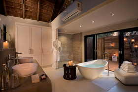 Lion Sands River Lodge