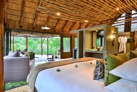 Bayethe Lodge