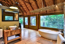 Bayethe Lodge