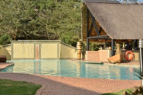 Hoyo Hoyo Safari Lodge