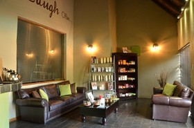 Hoyo Hoyo Safari Lodge