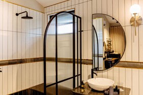 Kruger Shalati - Train on The Bridge & Garden Suites