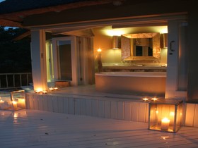 Clifftop Exclusive Safari Hideaway