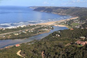 Dolphin Dunes Guest House