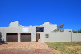 Dune Villa Wilderness