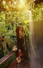 Moontide Riverside Lodge