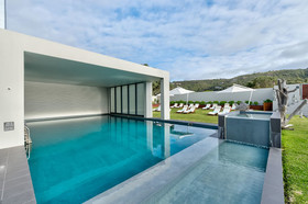 Oceans Wilderness Luxury Guest House