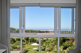Serenity Ocean Lodge