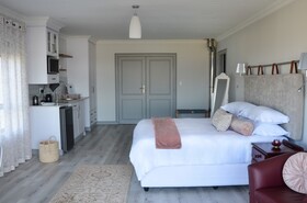 Serenity Ocean Lodge