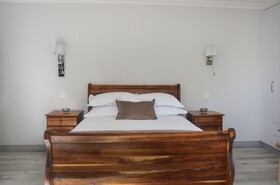 Serenity Ocean Lodge