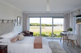 Serenity Ocean Lodge