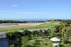 Serenity Ocean Lodge