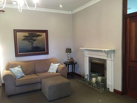 Serpentine Manor