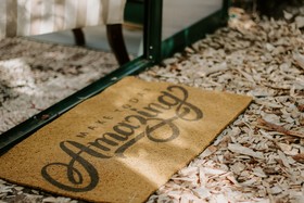 Treedom Villas And Vardos